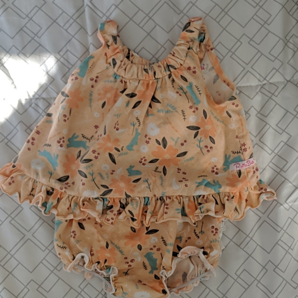 Baby girl ruffle butts summer outfit